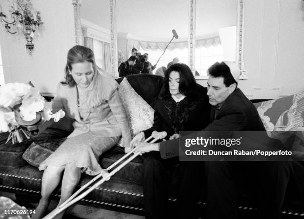 Uri Geller and his wife Hannah sitting with Michael Jackson who was chosen by Uri Geller to be his Best Man as the Gellers renewed their wedding vows...