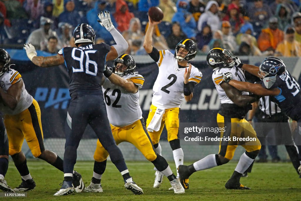 Pittsburgh Steelers v Tennessee Titans