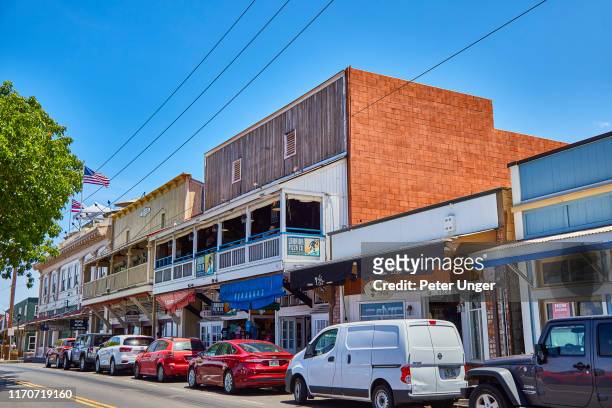 historic buildings in the town of lahaina,maui,hawaii,usa - hawaii souvenir stock pictures, royalty-free photos & images