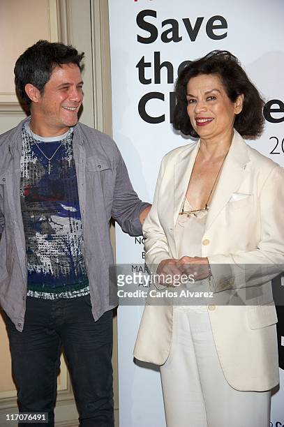 Spanish singer Alejandro Sanz and Bianca Jagger attend "Save the Children" awards press conference at "Casa de America" on June 21, 2011 in Madrid,...