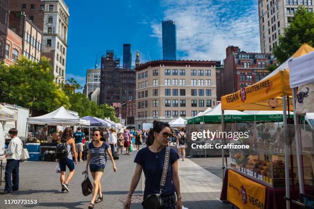 union square greenmarket, new york - banca de feira imagens e fotografias de stock