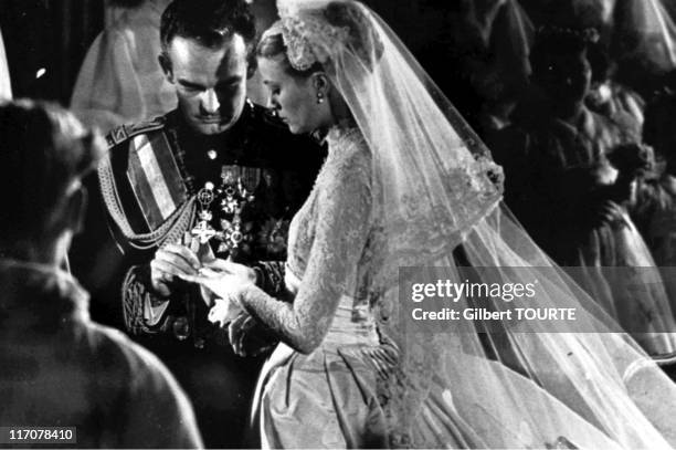 Wedding of Rainier III, Prince of Monaco to Princess Grace on April 19, 1956 in Monaco.