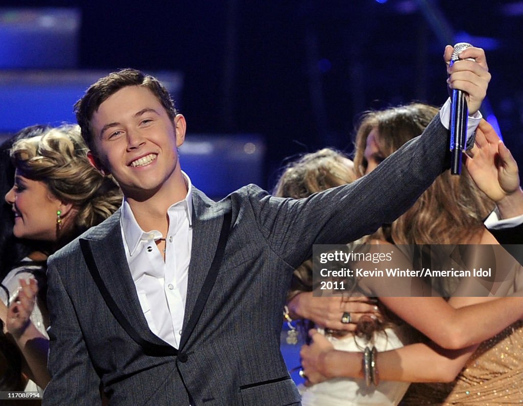 Fox's "American Idol 2011" Finale - Results Show - Show