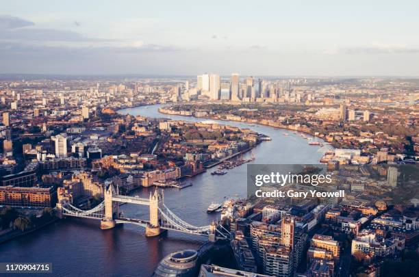 elevated view over london city skyline at sunset - thames river fotografías e imágenes de stock