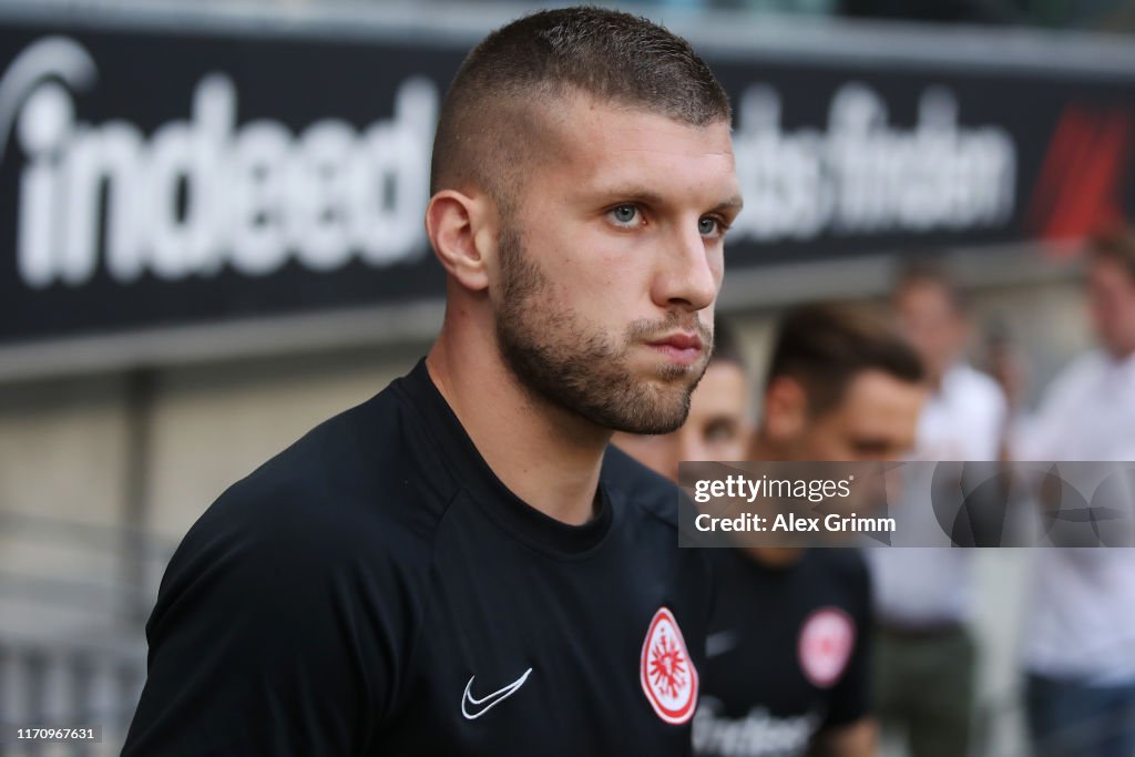 Eintracht Frankfurt v Racing Club de Strasbourg - UEFA Europa League Playoffs