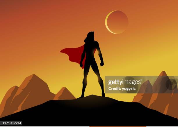 ilustrações, clipart, desenhos animados e ícones de silhueta fêmea do super-herói do vetor com ilustração do fundo do cenário da montanha - figurine