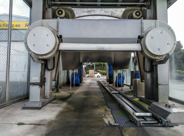 automatic car washing machine - touchless carwash near me stock pictures, royalty-free photos & images