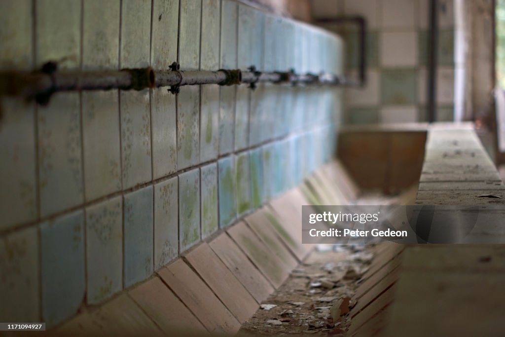Abandoned secret soviet military base - bathroom sink