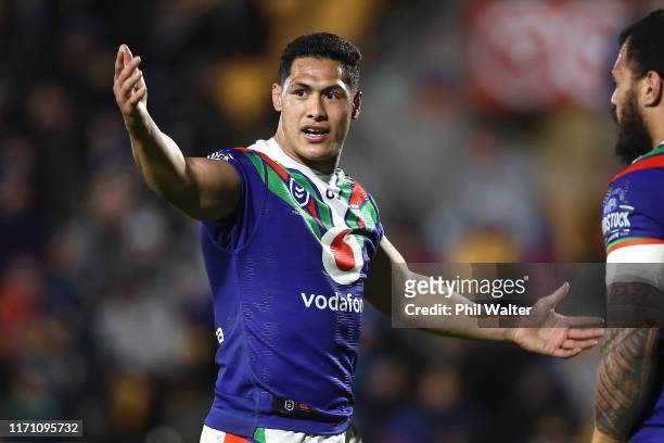 Roger Tuivasa-Sheck of the Warriors gestures during the round 24 NRL match between the New Zealand Warriors and the South Sydney Rabbitohs at Mt...