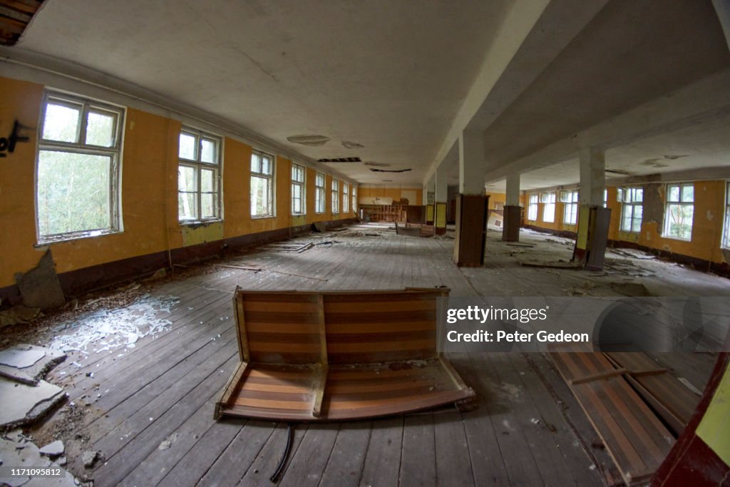 Abandoned secret soviet military base - Distressed Room with a window