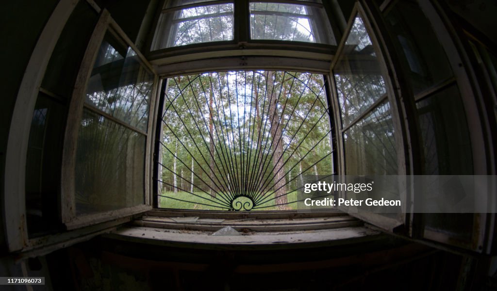 Abandoned secret soviet military base - making the bars on windows look better