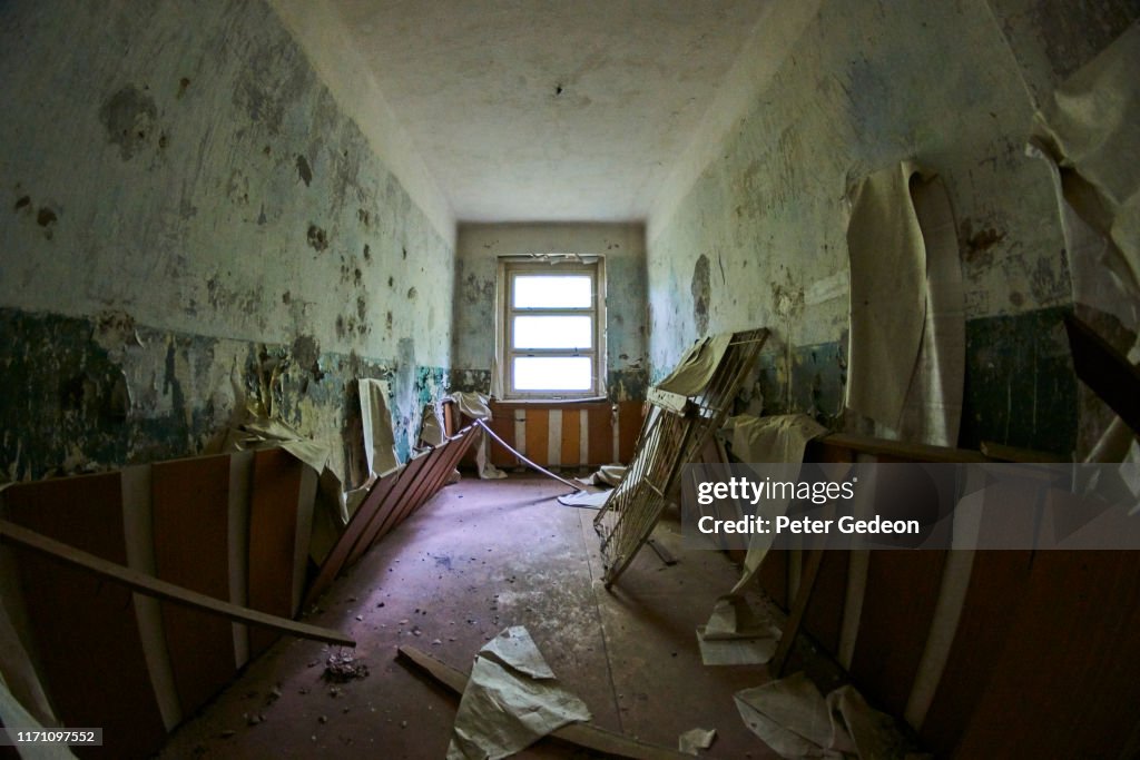 Abandoned secret soviet military base - Distressed Room with a window