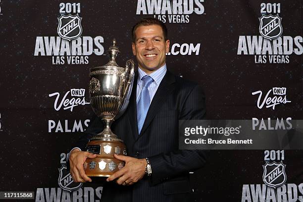 Doug Weight poses after winning the King Clancy Memorial Trophy during the 2011 NHL Awards at the Palms Casino Resort June 22, 2011 in Las Vegas,...