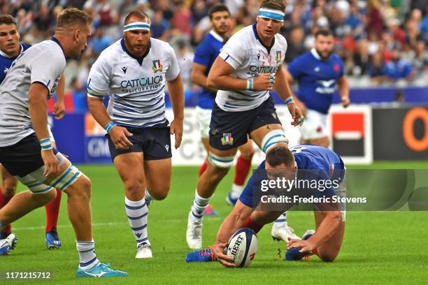 Louis Picamoles of France in action during the International Friendly Match between France and Italia at Stade de France on August 30, 2019 in Paris,...