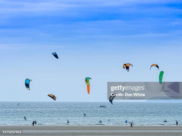 brittany area of france - kite surfing stock pictures, royalty-free photos & images