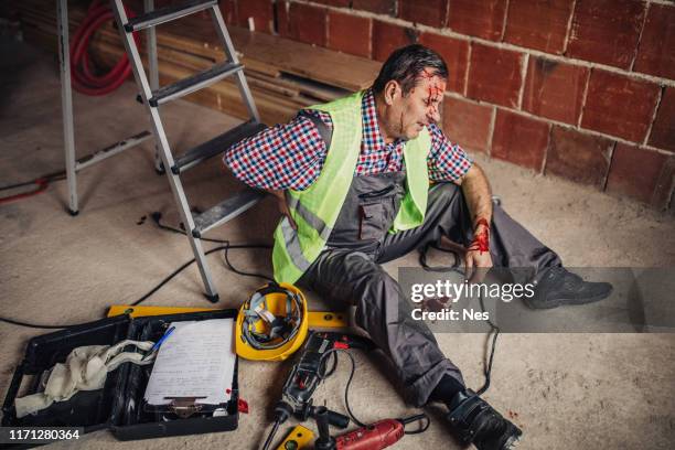 Machine Injry Blood Injury Blood Workplace Photos and Premium High Res Pictures - Getty Images