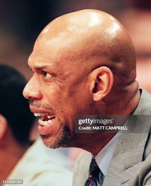 Clipper Assistant Kareem Clippers Photos and Premium High Res Pictures - Getty Images