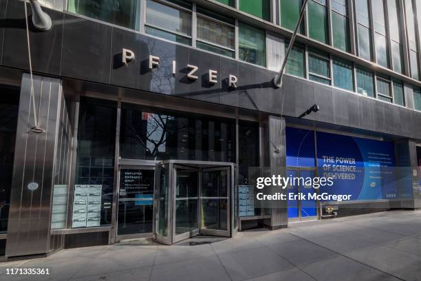 Pfizer Building Sign 2,913 Pharmaceutical Company Building Stock Photos, High-Res Pictures ...