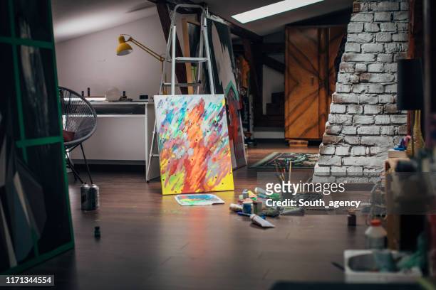 藝術工作室 - art studio 個照片及圖片檔