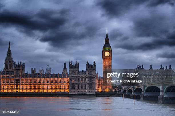 houses of parliament and big ben - uk parliament stock pictures, royalty-free photos & images