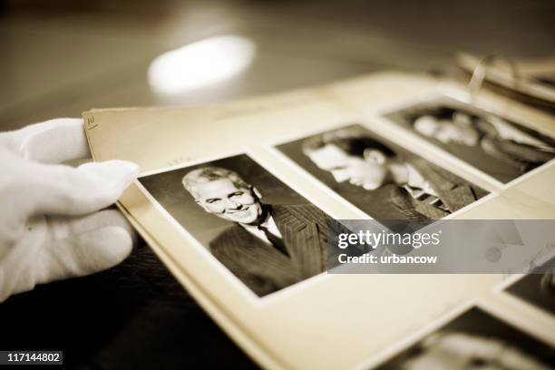 hulton archive retratos. - sala de arquivos imagens e fotografias de stock