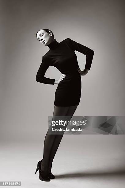 fashion portrait of beautiful woman - black women in stockings stockfoto's en -beelden