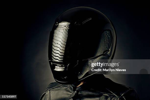 accidente de retrato - casco de deportes fotografías e imágenes de stock