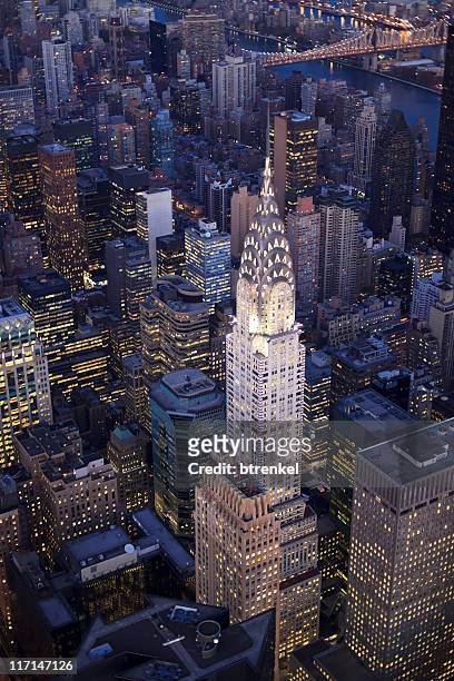 new york - mid-town - chrysler building stockfoto's en -beelden