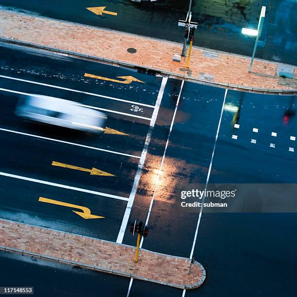 Stop Sign Bird View 691 Stop Sign Night Stock Photos, High-Res Pictures, and Images - Getty ...
