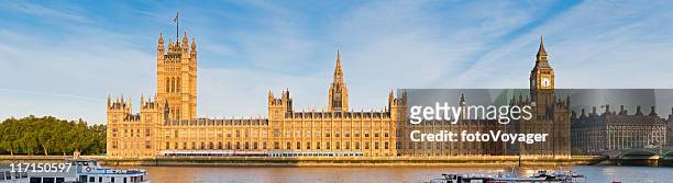 london house of parliament westminster palace panorama - portcullis house stockfoto's en -beelden