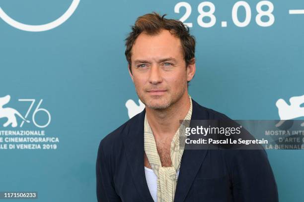 Jude Law attends "The New Pope" photocall during the 76th Venice Film Festival at Sala Grande on September 01, 2019 in Venice, Italy.