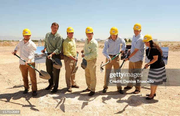 Matthew Riffle Rick Bowen Photos and Premium High Res Pictures - Getty Images