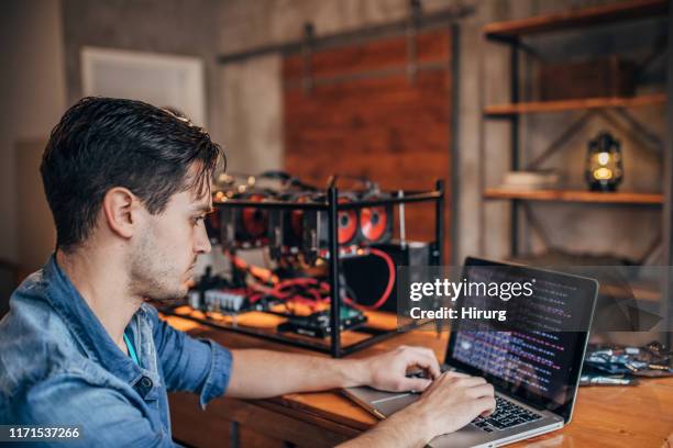 Tray Coder Cable Tray Photos and Premium High Res Pictures - Getty Images