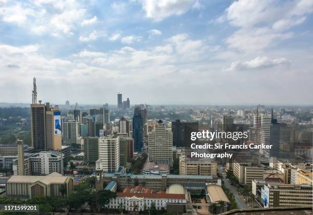 aerial skyline of nairobi, kenya, africa - nairobi foto e immagini stock