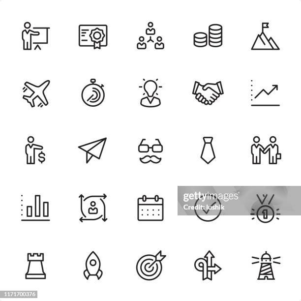 ilustraciones, imágenes clip art, dibujos animados e iconos de stock de administración de negocios - conjunto de iconos de esquema - torre pieza de ajedrez