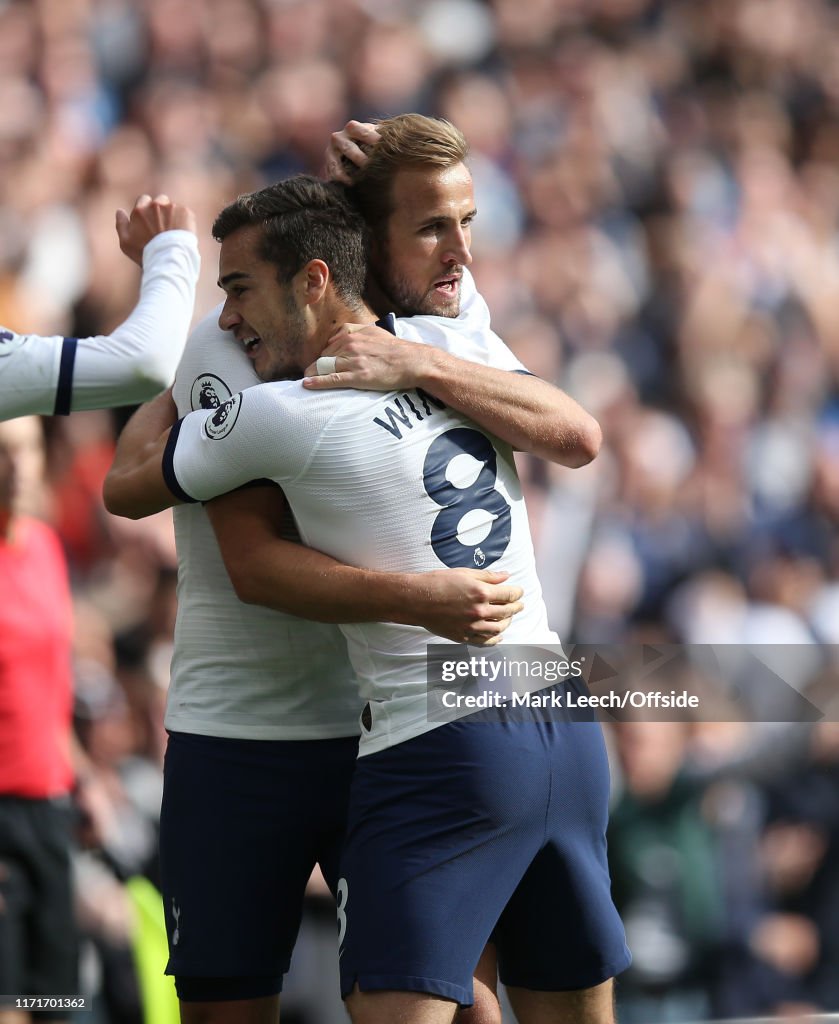 Tottenham Hotspur v Southampton FC - Premier League