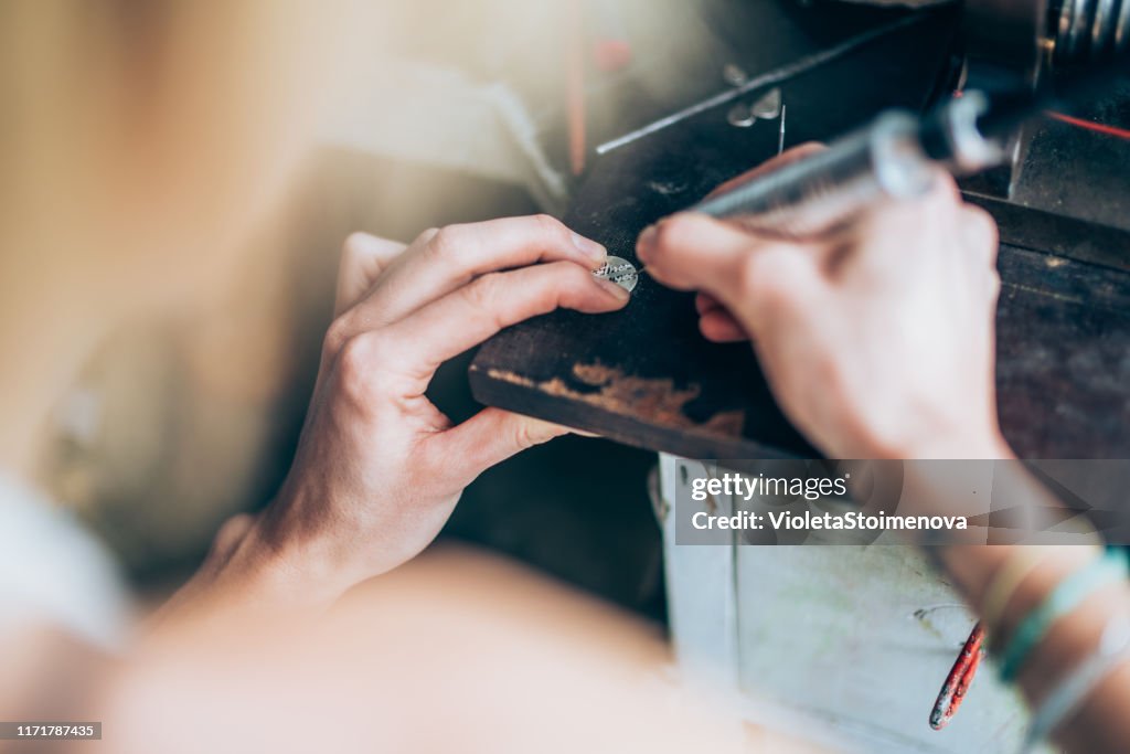 Jewelry design making
