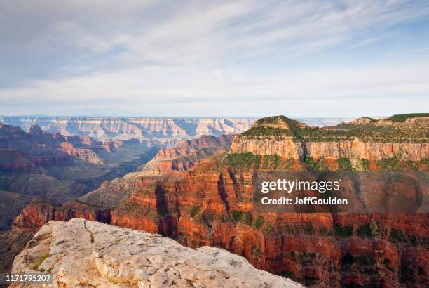 bright angel canyon en sunrise - flagstaff fotografías e imágenes de stock