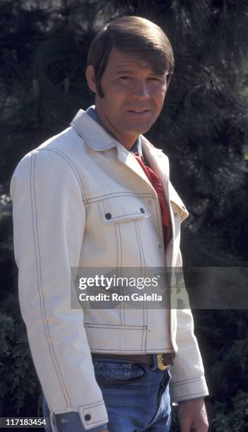 Musician Glen Campbell attends the taping of "Jose Feliciano Television Special" on April 11, 1969 at Griffith Park in Los Angeles, California.