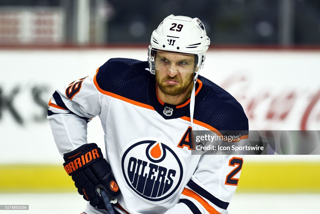 NHL: SEP 28 Preseason - Oilers at Flames