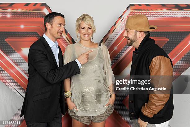 Till Broenner, Sarah Connor and Mirko Bogojevic attend "X-Factor" Photocall at "Alte Zollamt" on June 24, 2011 in Hamburg, Germany.