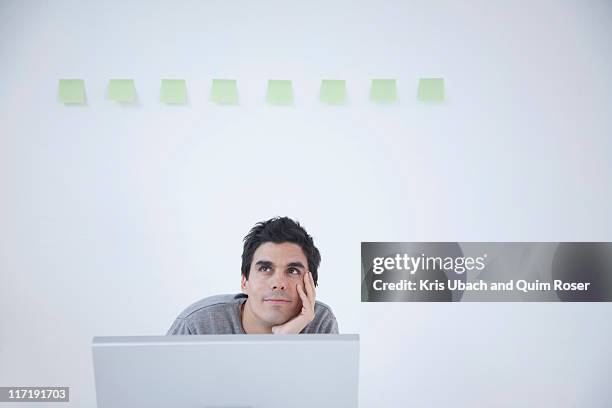 Thinking Computer. Man 5,316 Man Desktop Computer From Front Stock Photos, High-Res Pictures ...