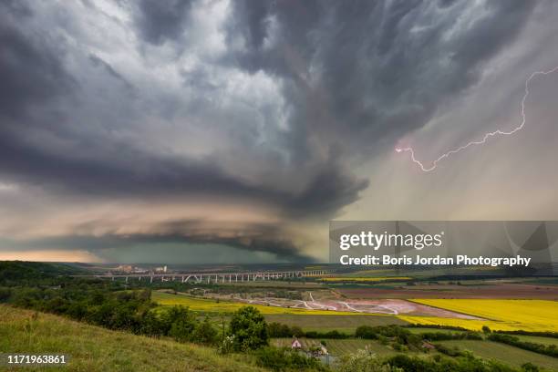 Hail Field 1,116 Hail Field Stock Photos, High-Res Pictures, and Images - Getty Images