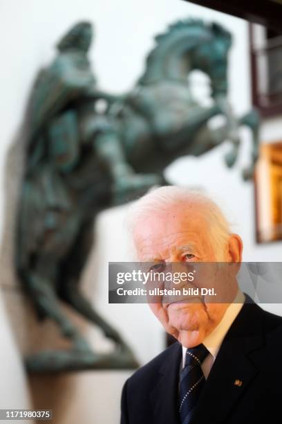 Prof. Kurt Biedenkopf im Gespräch mit Prof. Norbert Vojta -im Hotel Großer Kurfürst, Berlim