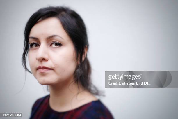 Negin Behkam - persische Journalistin und Bloggerin - auch Bekham geschrieben