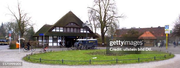 Dahlem Dorf Zehlendorf Berlin S Bahn Bahnhof Platz