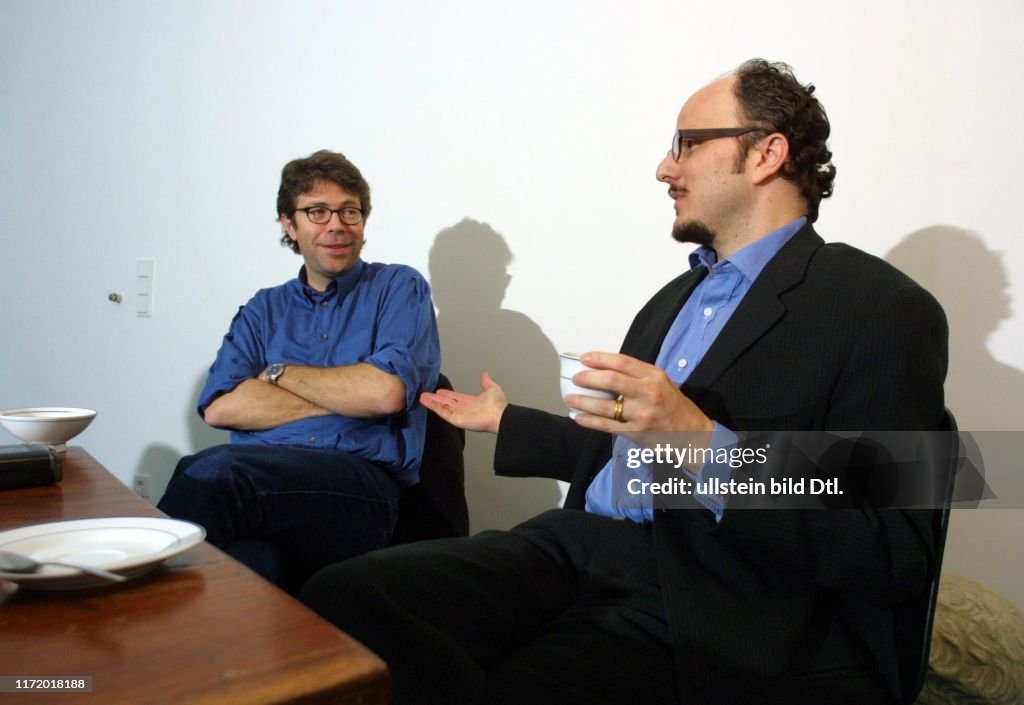 USA amerikanische Schriftsteller Jonathan Franzen Jeffrey Eugenedis im Bureau von Verleger Alexander Fest