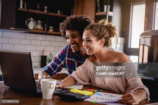 home budgetplanning - housing loan stockfoto's en -beelden