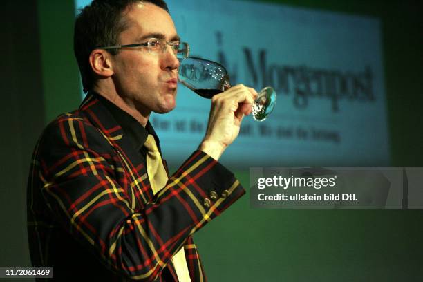 Stuart Pigott 71 Stuart Pigott Photos & High Res Pictures - Getty Images