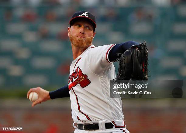 Mike Foltynewicz of the Atlanta Braves pitches in the first inning against the Toronto Blue Jays at SunTrust Park on September 03, 2019 in Atlanta,...